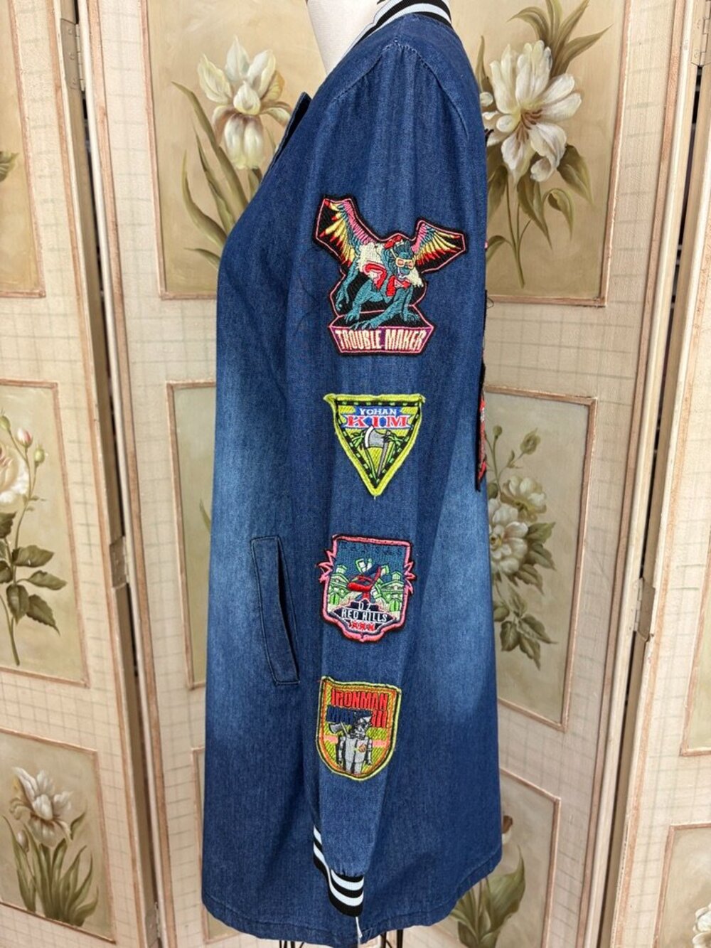 Vintage Wizard of Oz Patch Denim Jacket - Picture 3 of 4